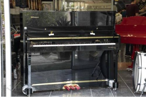 پیانو دیجیتال طرح آکوستیک رولند مدل Roland FP30XI آکبند - donyayesaaz.com
