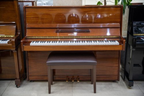 پیانو آکوستیک بلاروس مدل Belarus B7 کارکرده - donyayesaaz.com