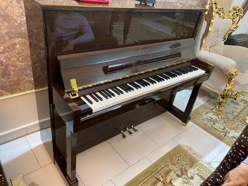 پیانو آکوستیک سندر sandner up 200 کارکرده در حد نو - donyayesaaz.com